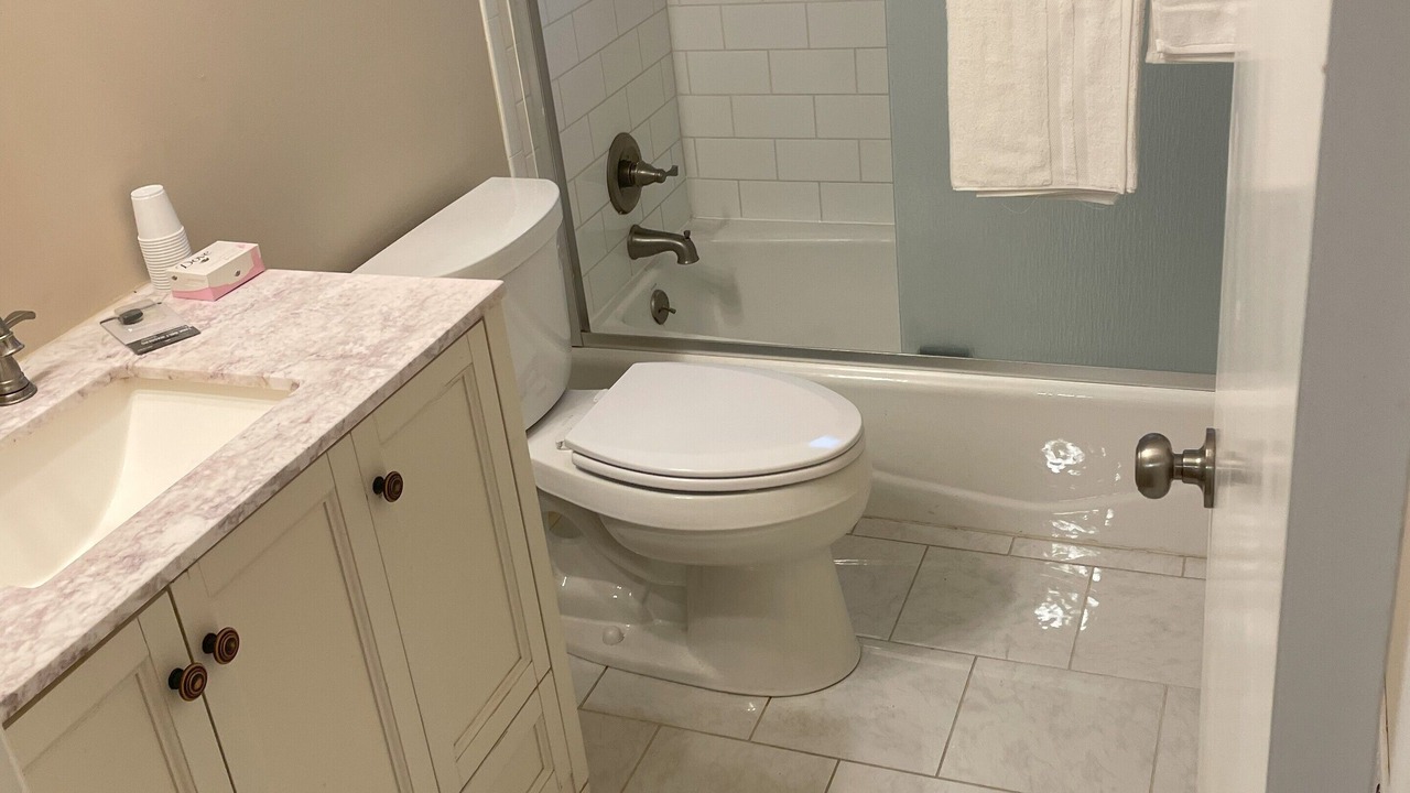Photo of Bathroom in Gahanna