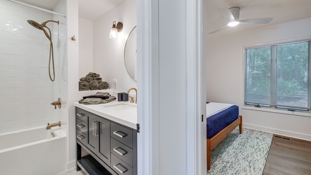 Photo of Bathroom in Urbanna