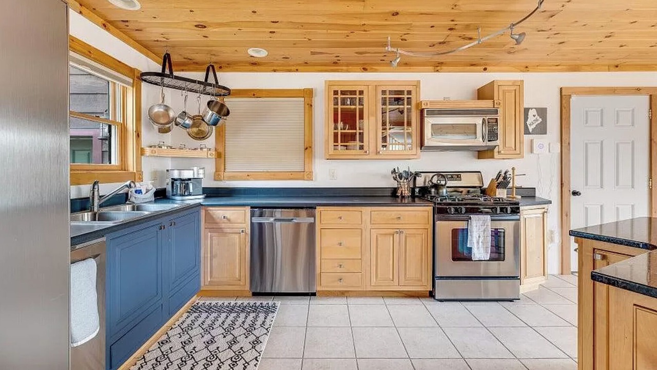 Photo of Kitchen in Carrabassett Valley