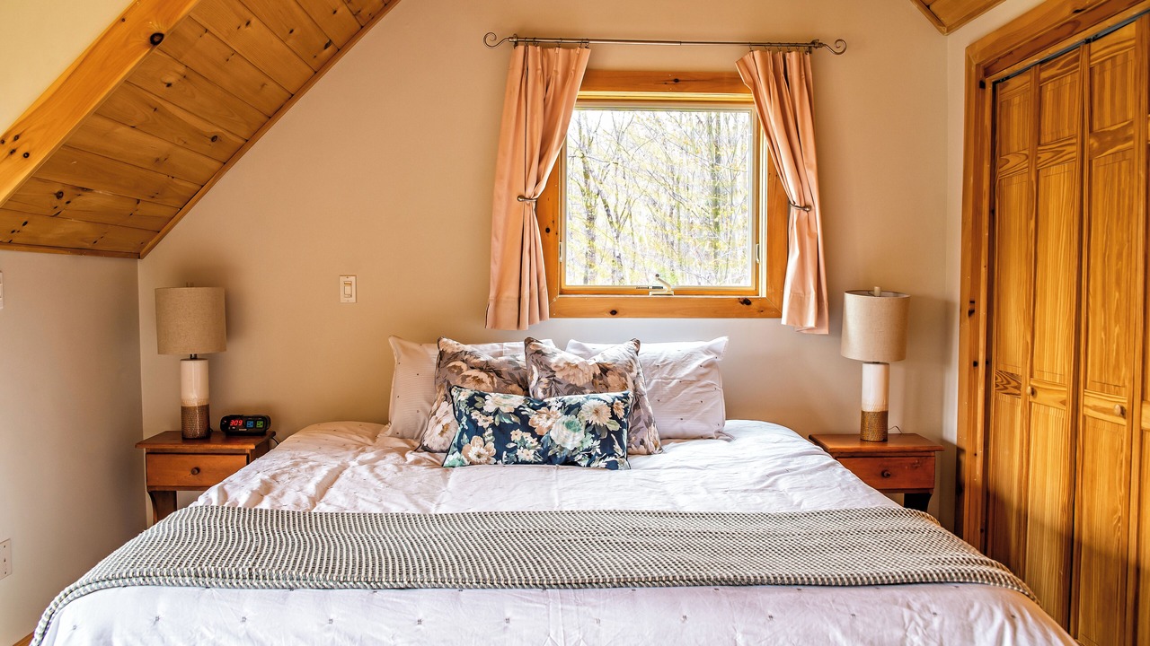 Photo of Bedroom in Warren