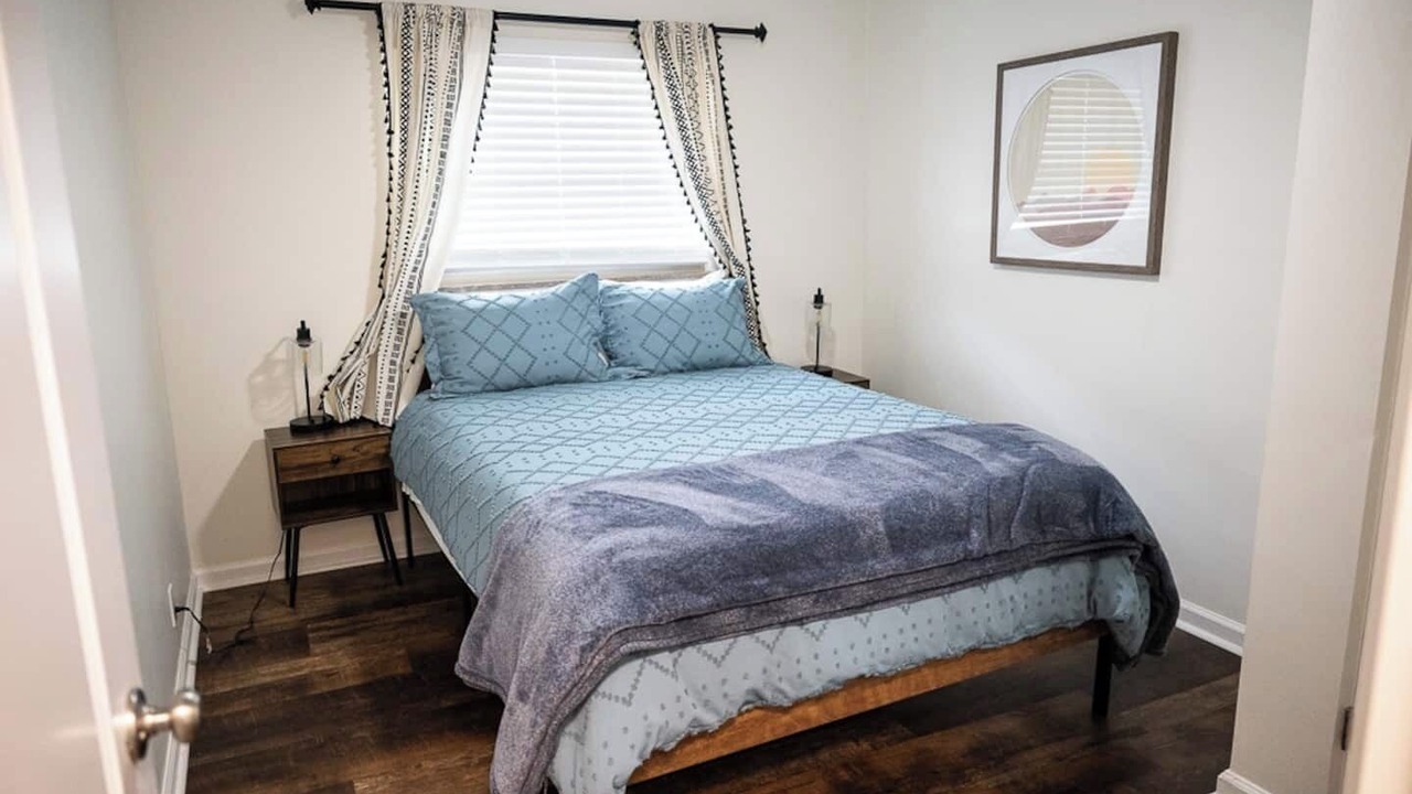 Photo of Bedroom in Grove City