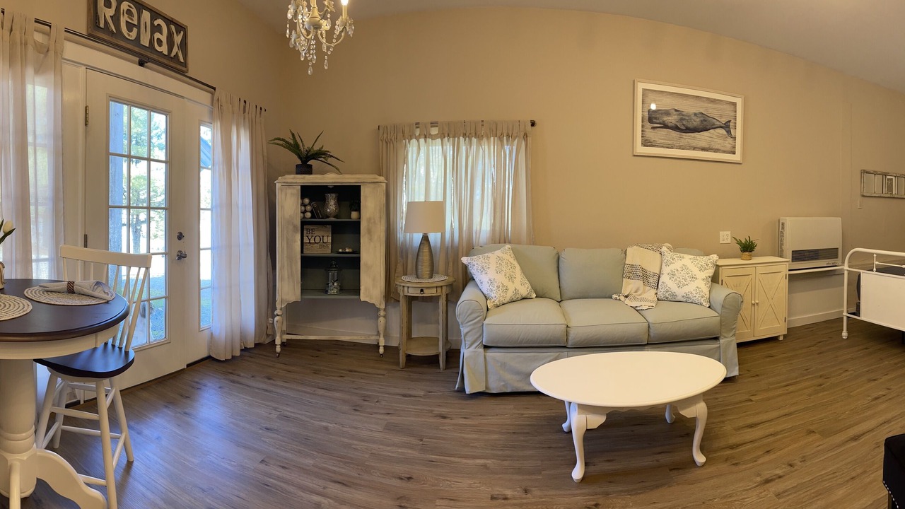 Photo of Livingroom in Bernard