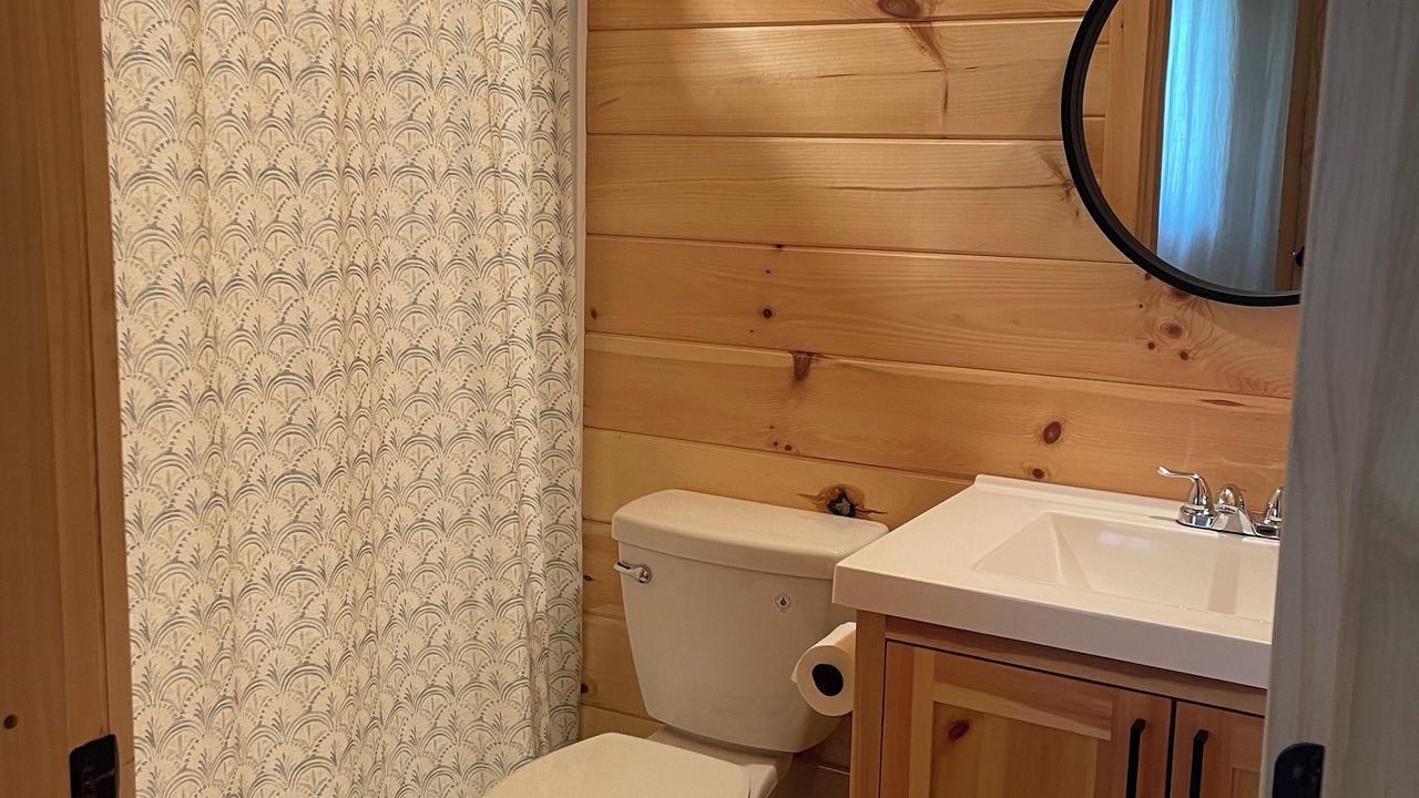 Photo of Bathroom in Kingfield