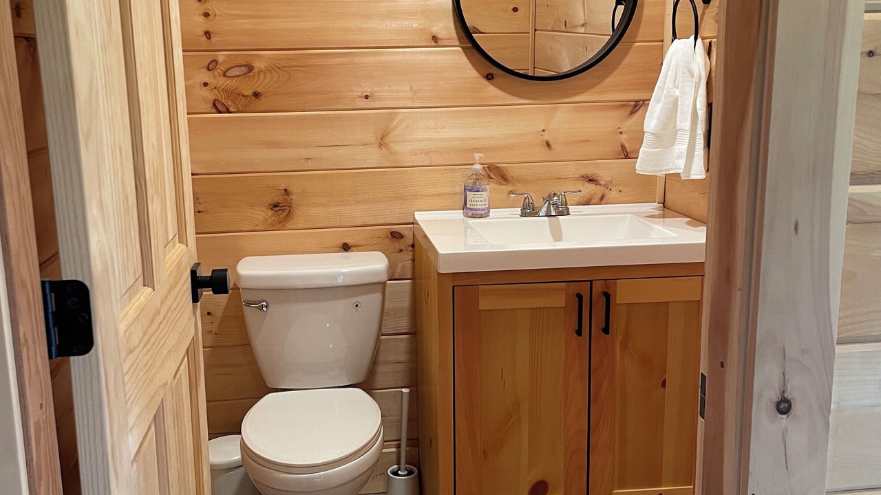 Photo of Bathroom in Kingfield