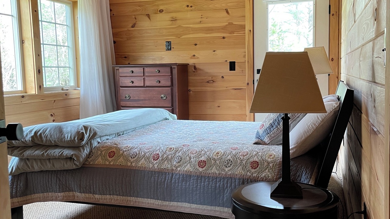 Photo of Bedroom in Kingfield