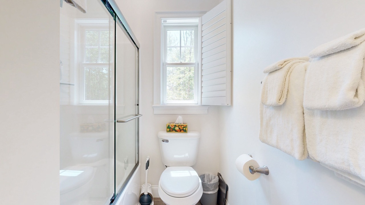 Photo of Bathroom in Arundel