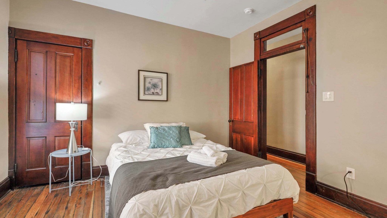 Photo of Bedroom in Victorian Village