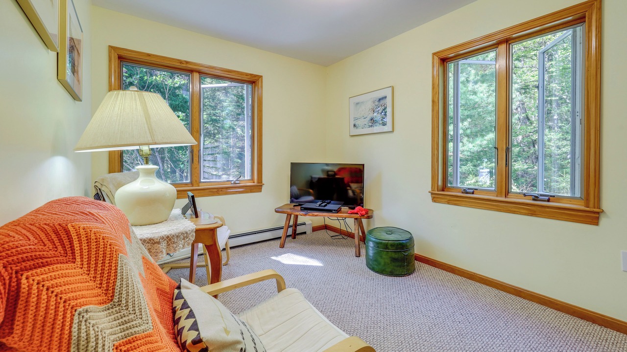 Photo of Livingroom in Steuben