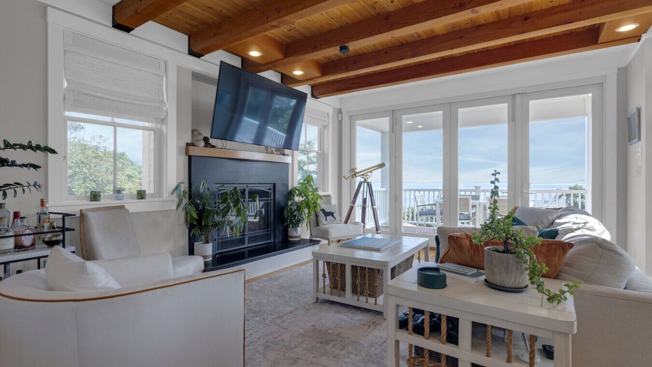 Photo of Livingroom in Cape Neddick
