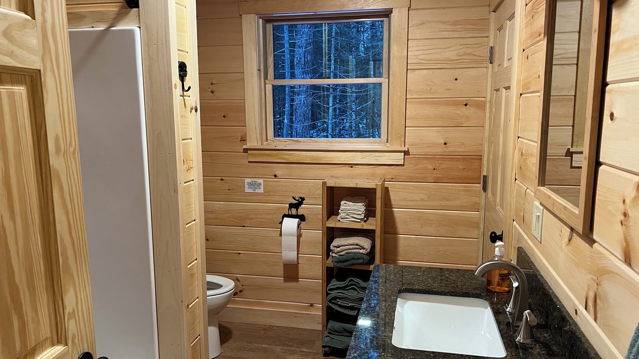 Photo of Bathroom in Rockwood
