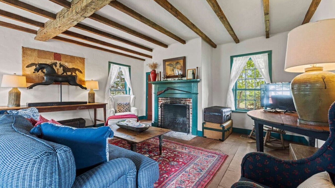Photo of Livingroom in Fredericksburg