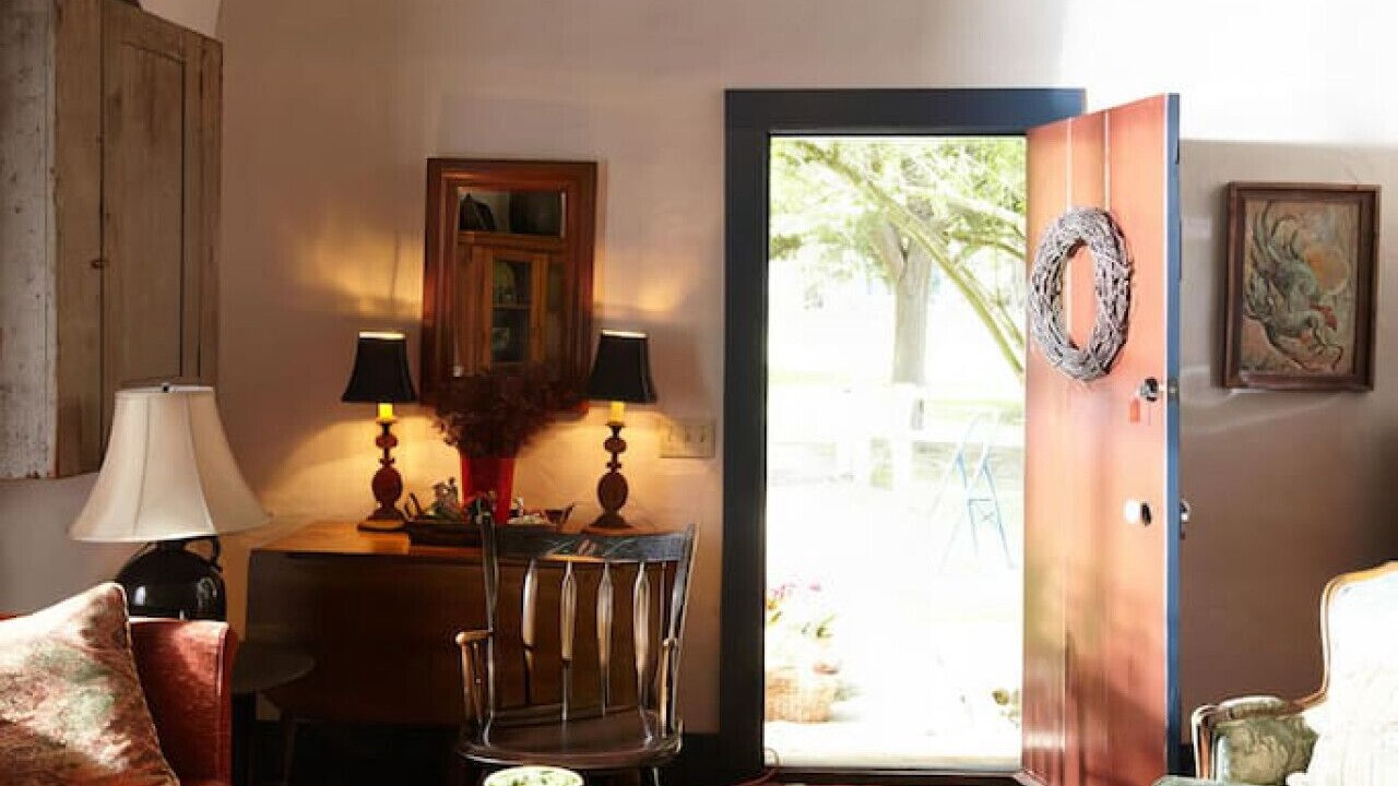 Photo of Livingroom in Fredericksburg