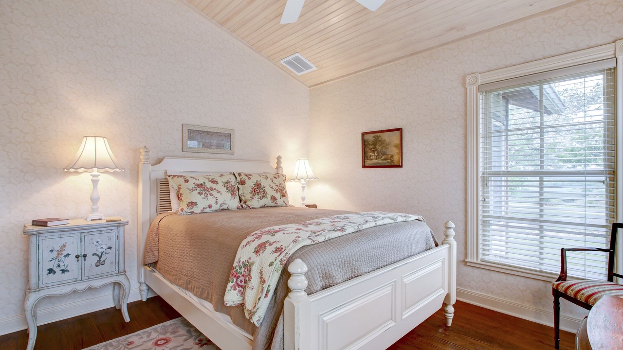 Photo of Bedroom in Comfort