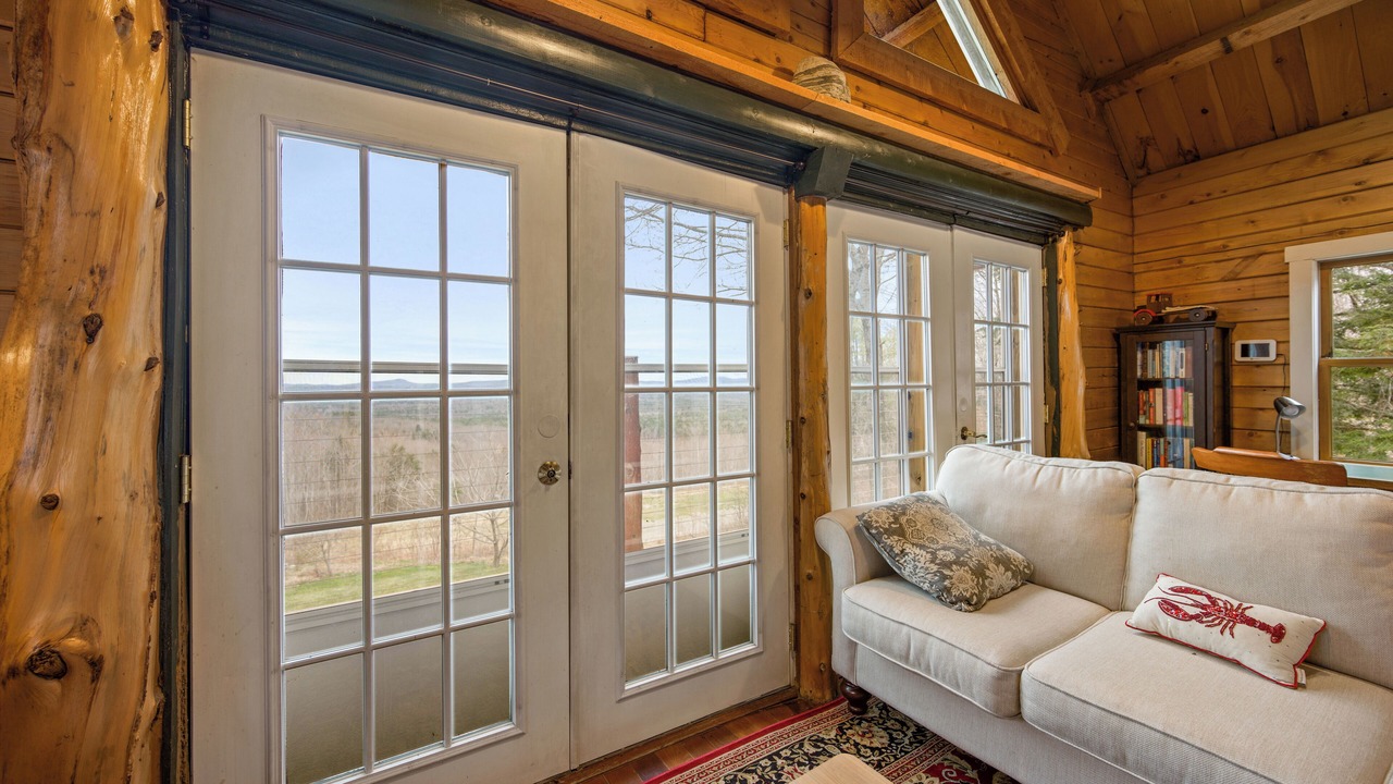 Photo of Livingroom in Liberty