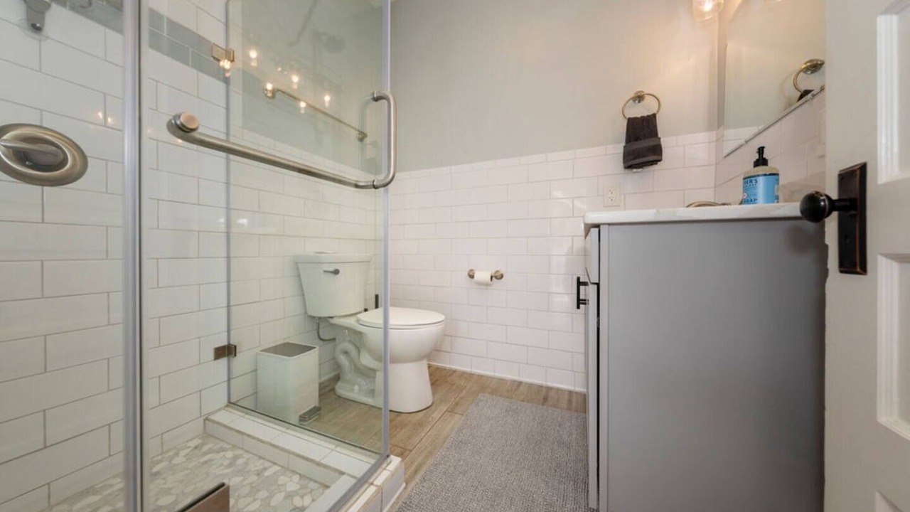 Photo of Bathroom in Clintonville