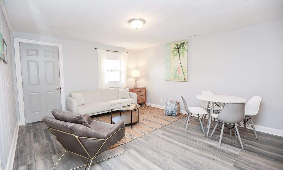 Photo of Livingroom in Willoughby Spit