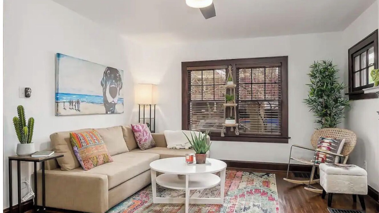 Photo of Livingroom in Victorian Village