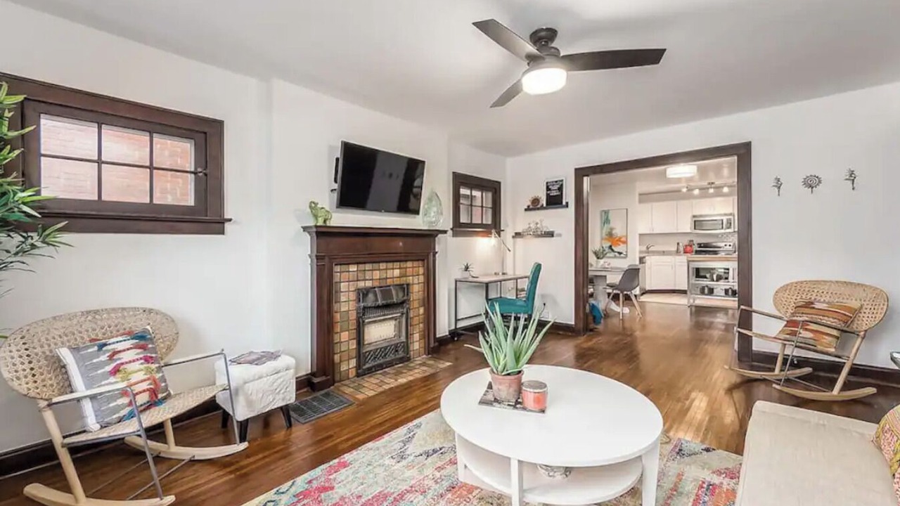 Photo of Livingroom in Victorian Village