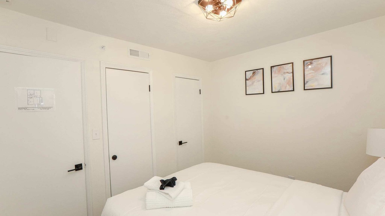 Photo of Bedroom in East Ocean View