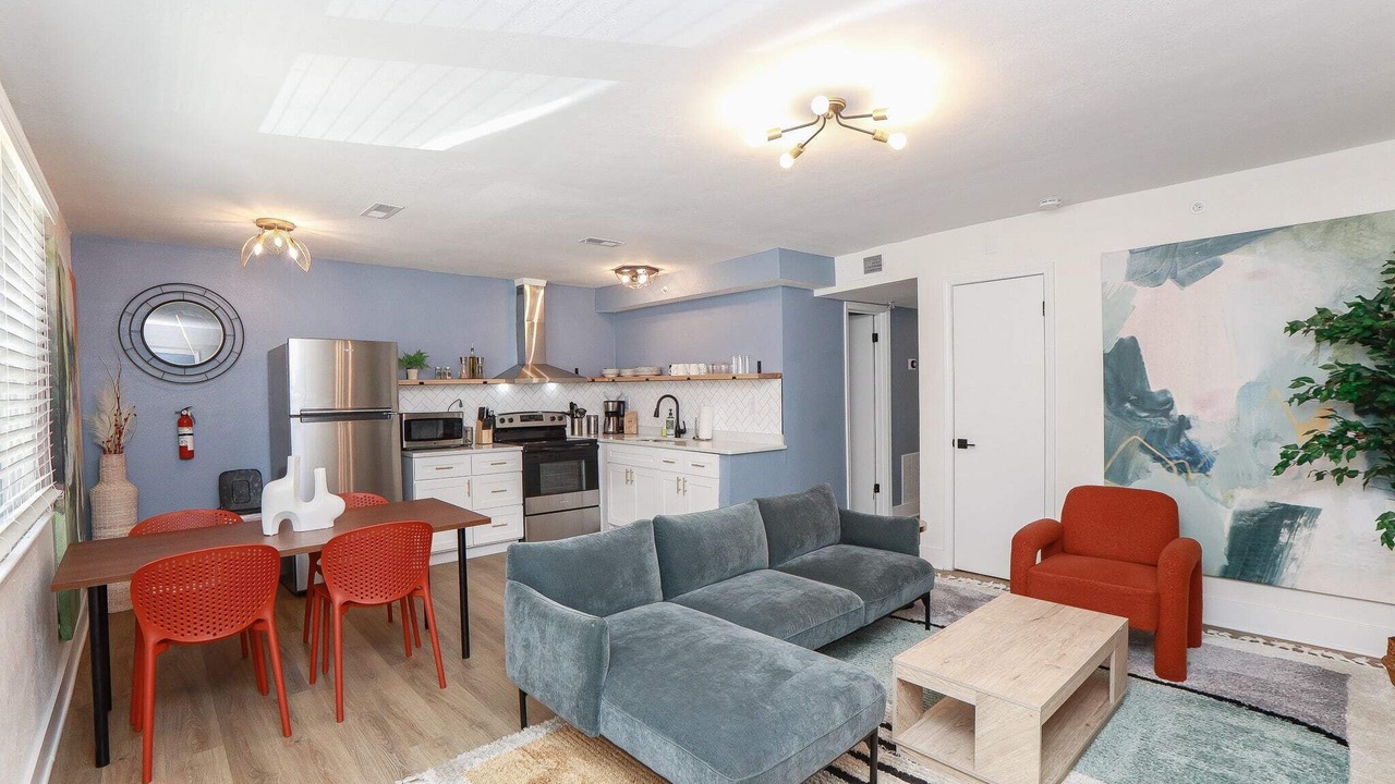 Photo of Livingroom in East Ocean View