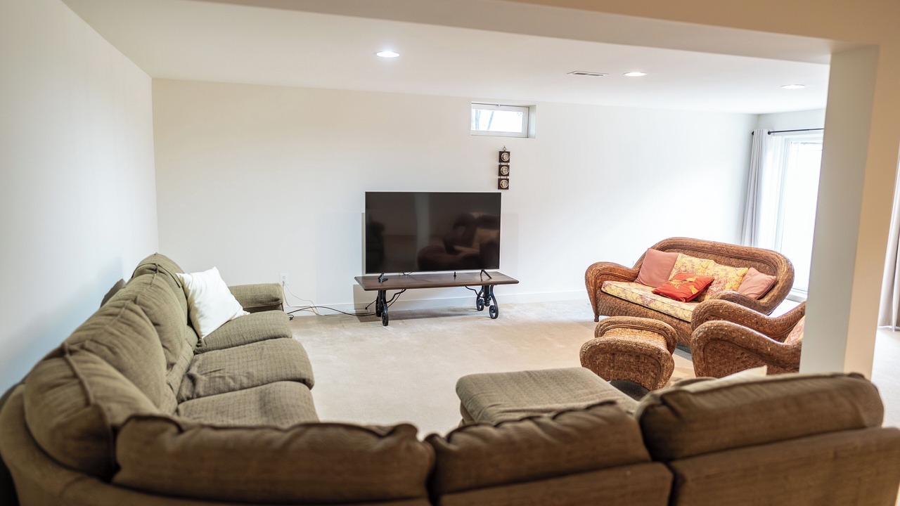 Photo of Livingroom in Villages of Five Points
