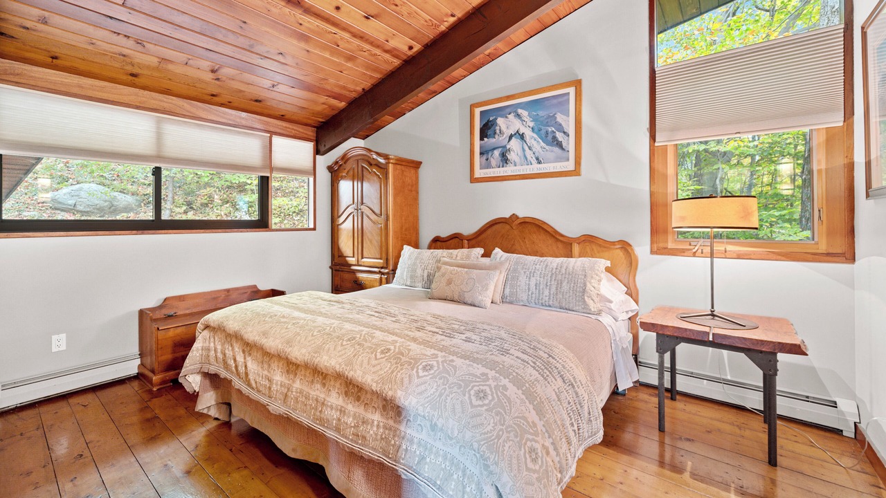 Photo of Bedroom in Warren