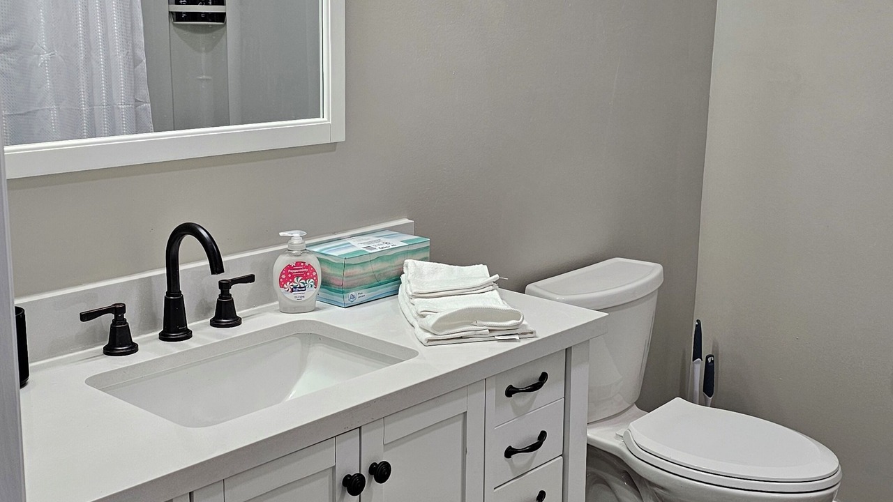 Photo of Bathroom in Irwin