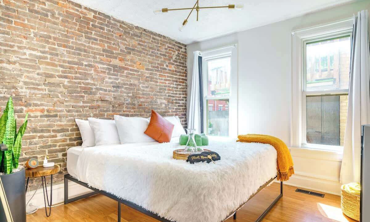 Photo of Bedroom in Short North