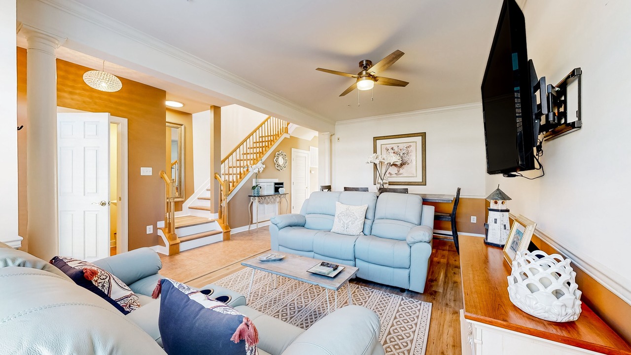 Photo of Livingroom in Villages of Five Points