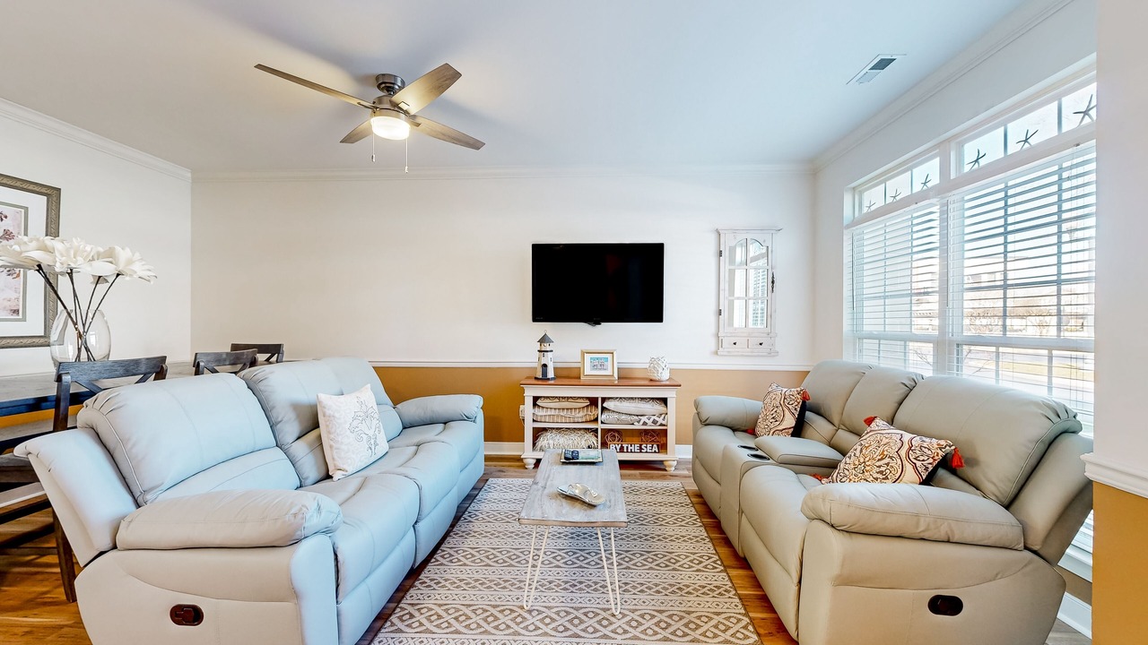 Photo of Livingroom in Villages of Five Points