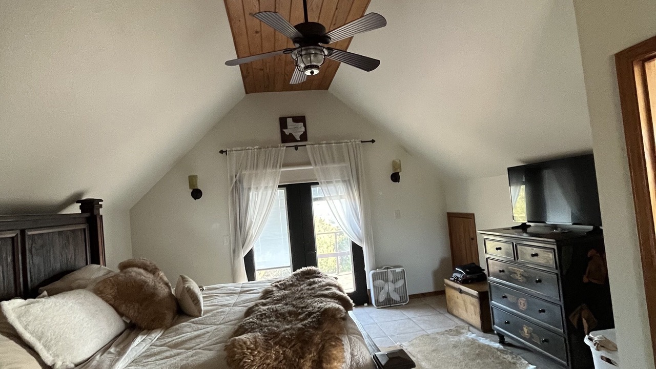 Photo of Bedroom in Kerrville