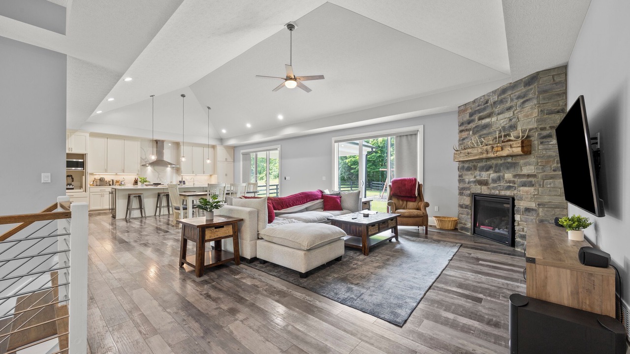 Photo of Livingroom in Pataskala
