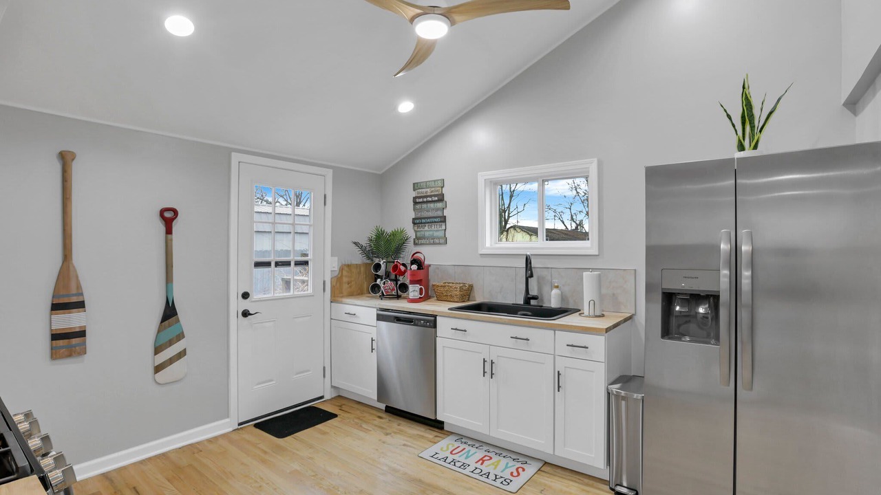 Photo of Kitchen in Buckeye Lake