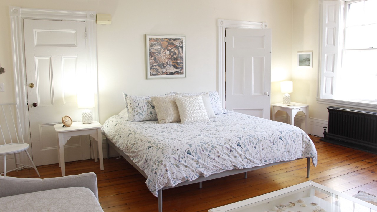 Photo of Bedroom in West End