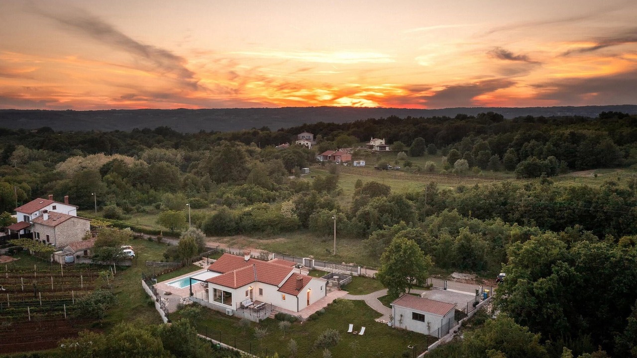 Photo of Others in Snasici