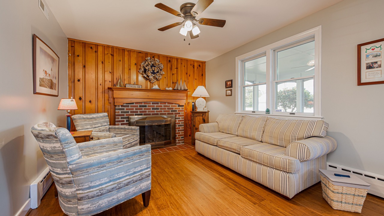 Photo of Livingroom in Lewes