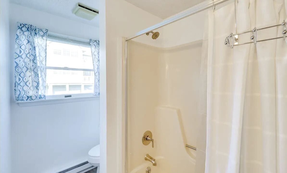 Photo of Bathroom in Broadkill Beach