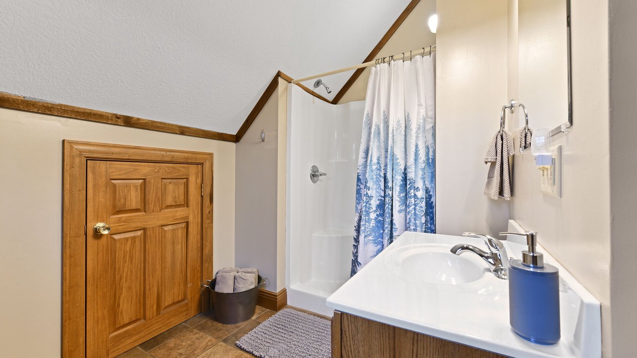 Photo of Bathroom in Laurelville