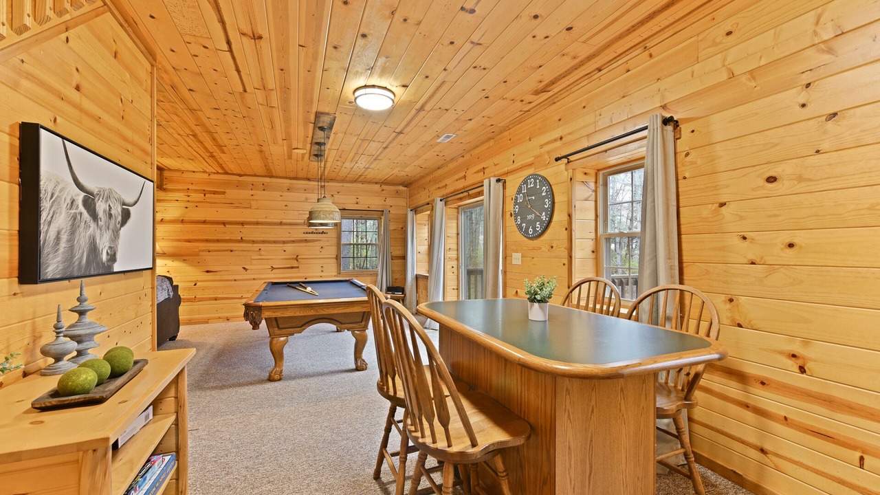 Photo of Bedroom in Laurelville