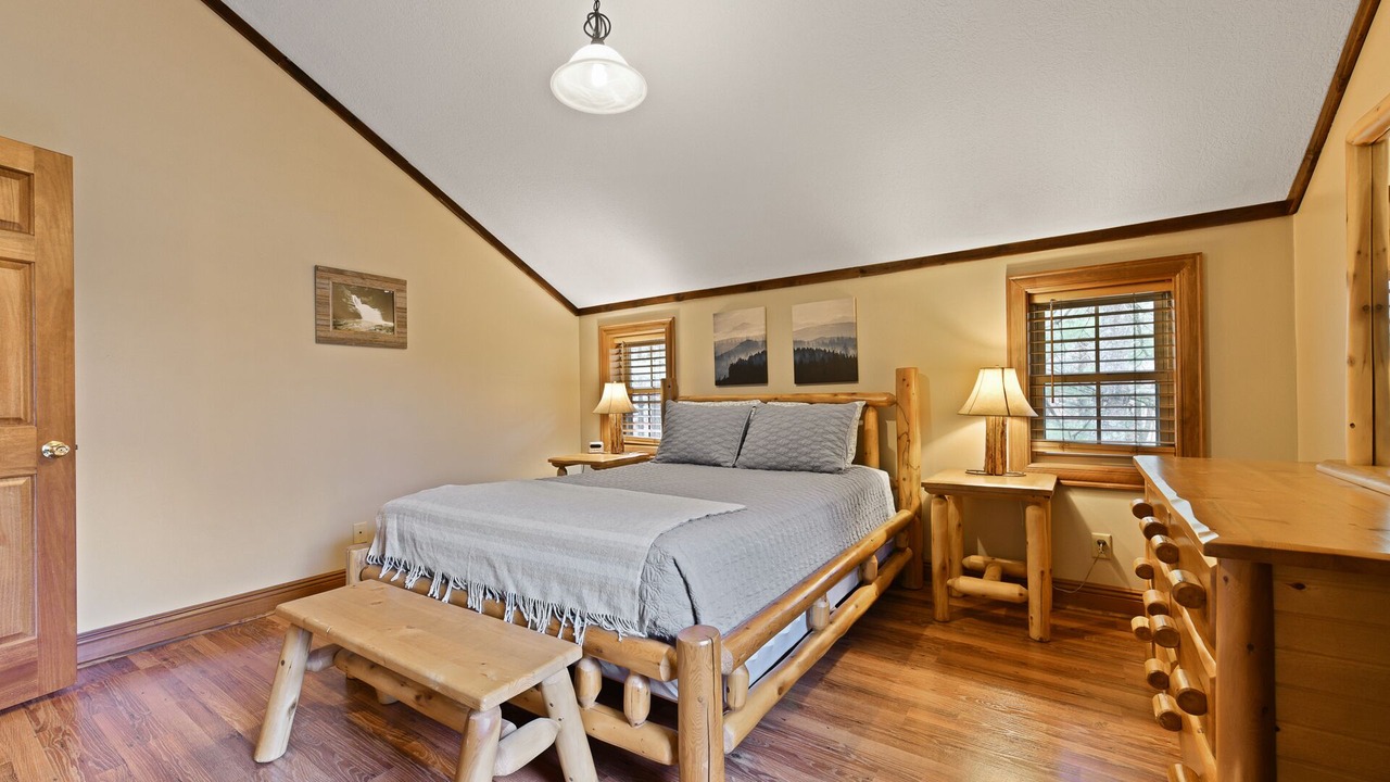 Photo of Bedroom in Laurelville