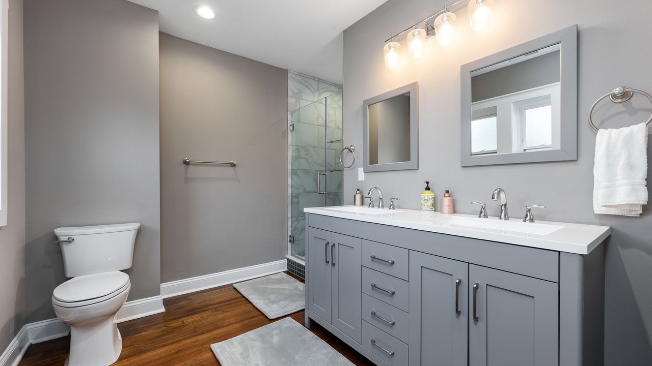 Photo of Bathroom in Clintonville