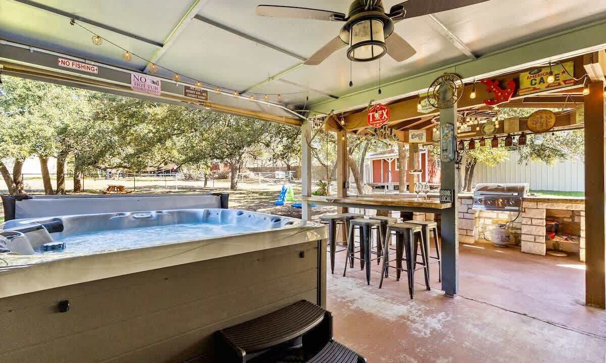 Photo of Outdoor in Canyon Lake