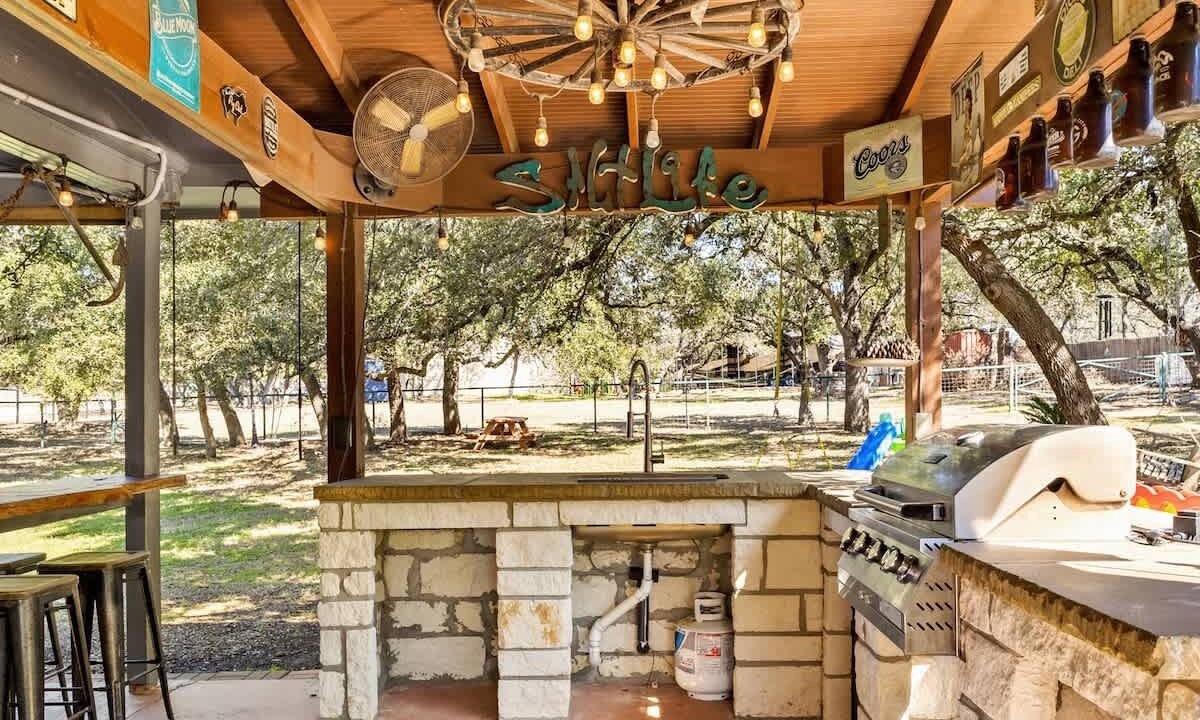 Photo of Outdoor in Canyon Lake