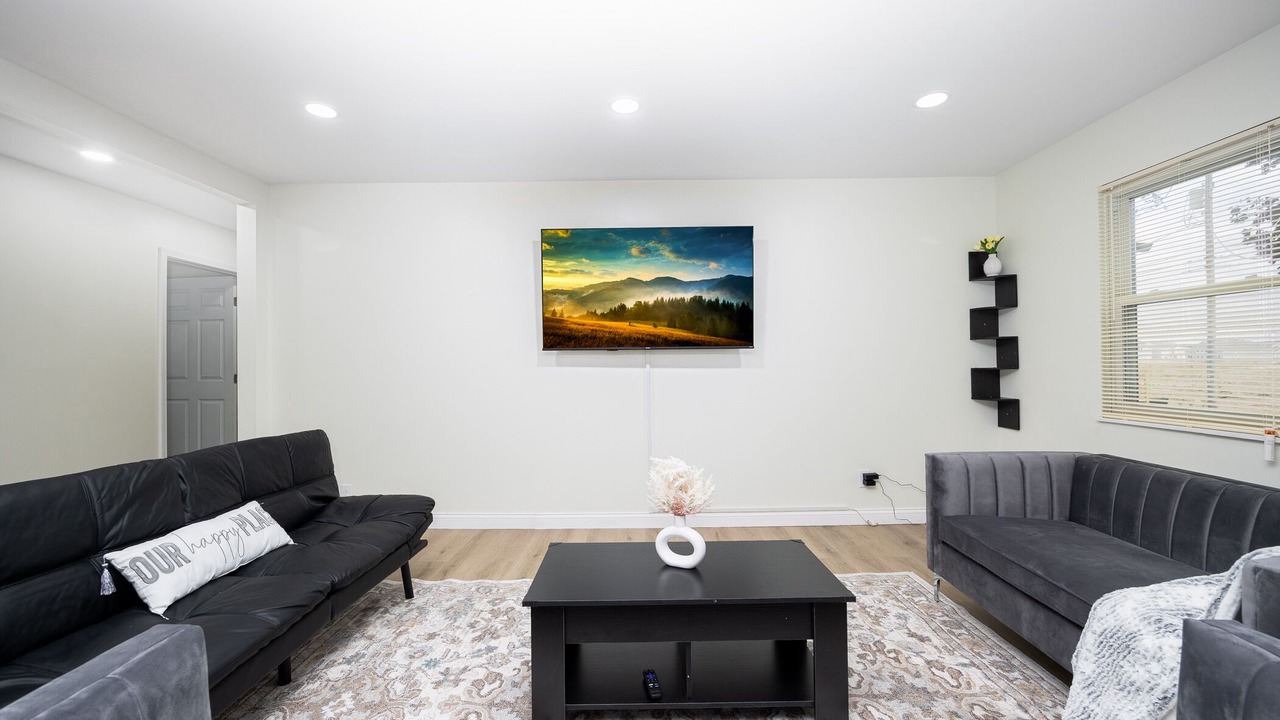 Photo of Livingroom in Hilliard