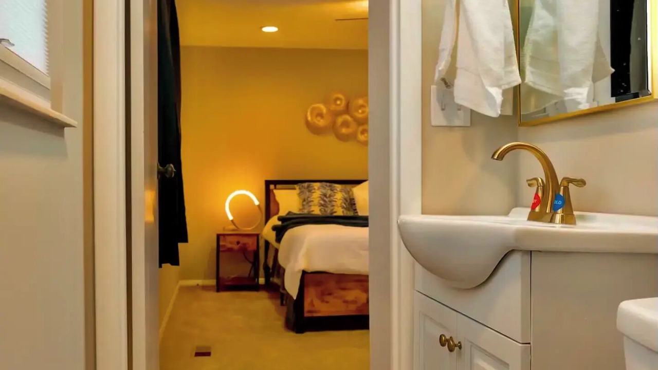 Photo of Bedroom in Roswell