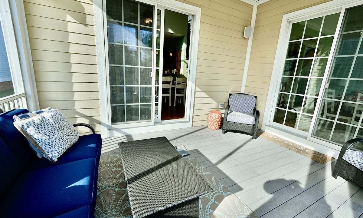Photo of Patio Balcony in The Commons