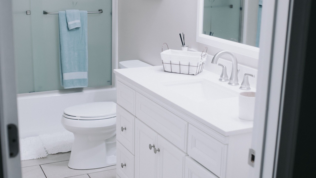 Photo of Bathroom in Central Newport News