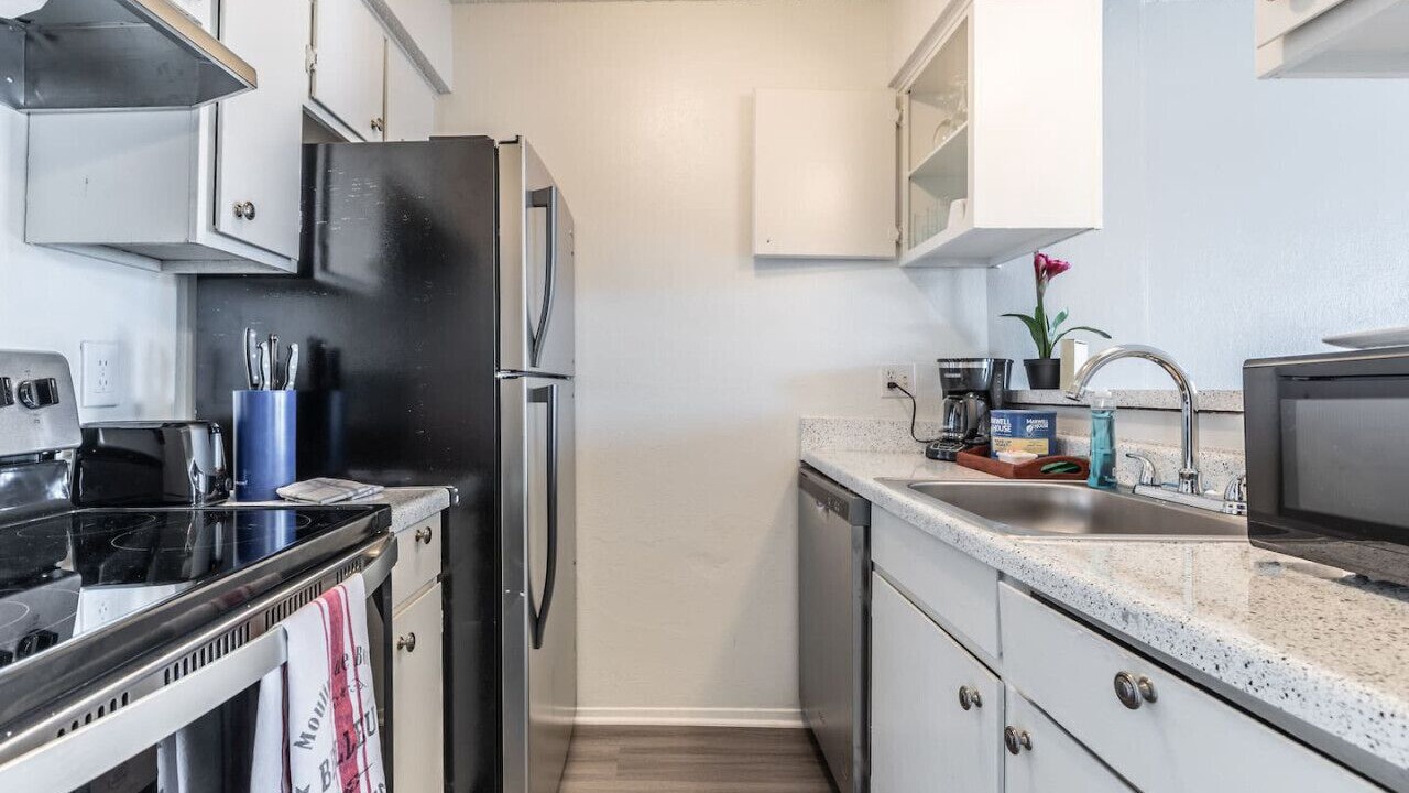 Photo of Kitchen in Park Central