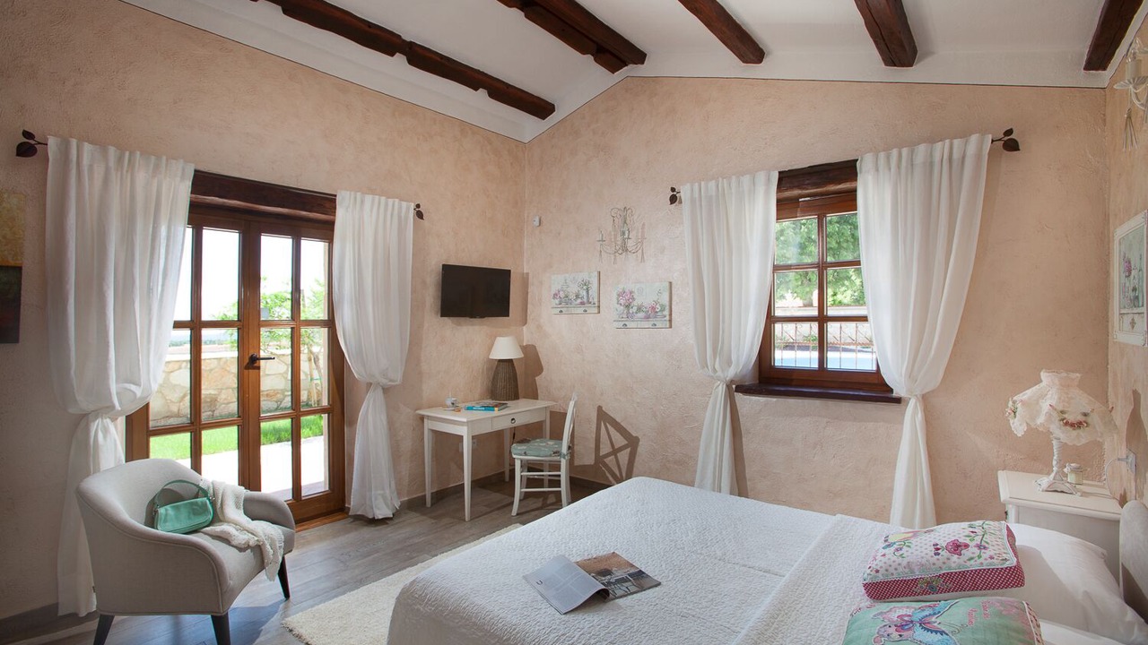Photo of Bedroom in Mofardini