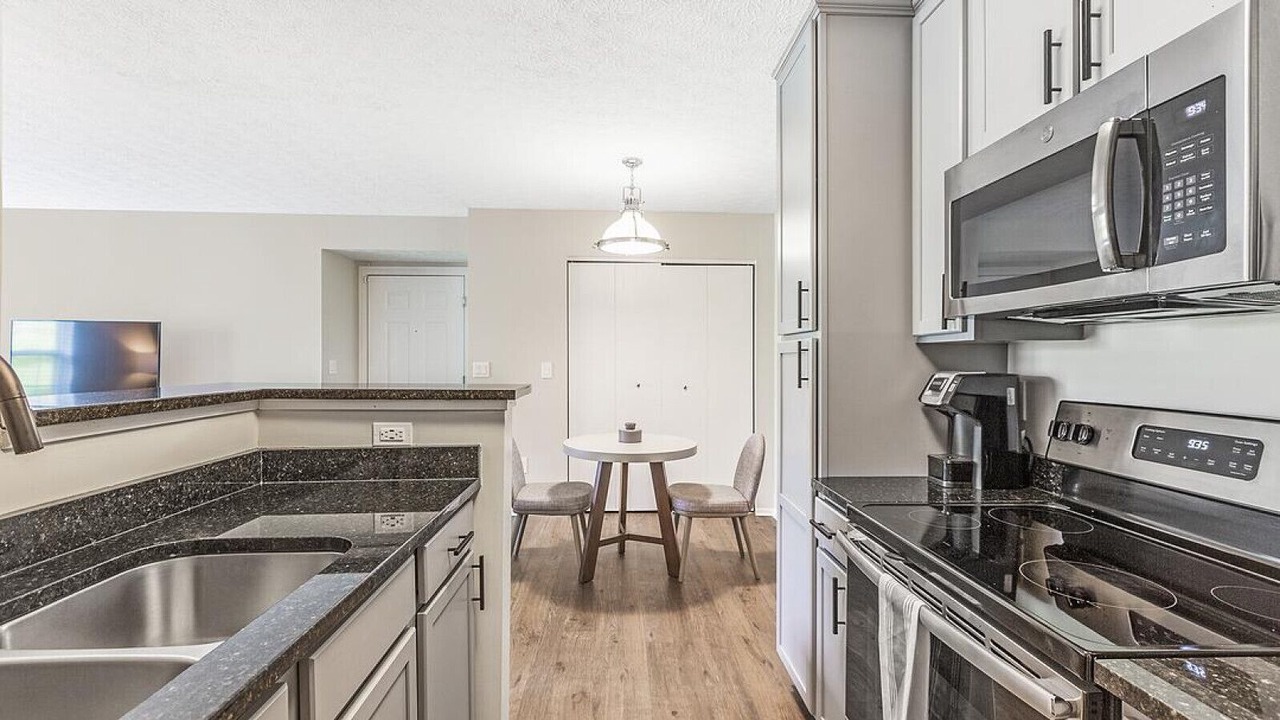 Photo of Kitchen in Lewis Center